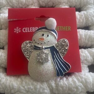 Snowman Brooch with Scarf and Hat. Snowflake swings. Rhinestones. NWT